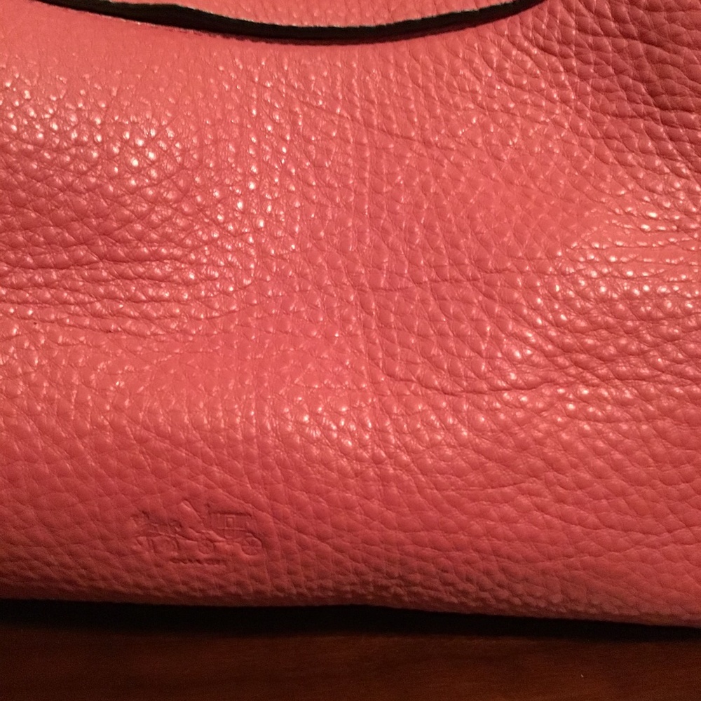 Handbag - Picture 3 of 3